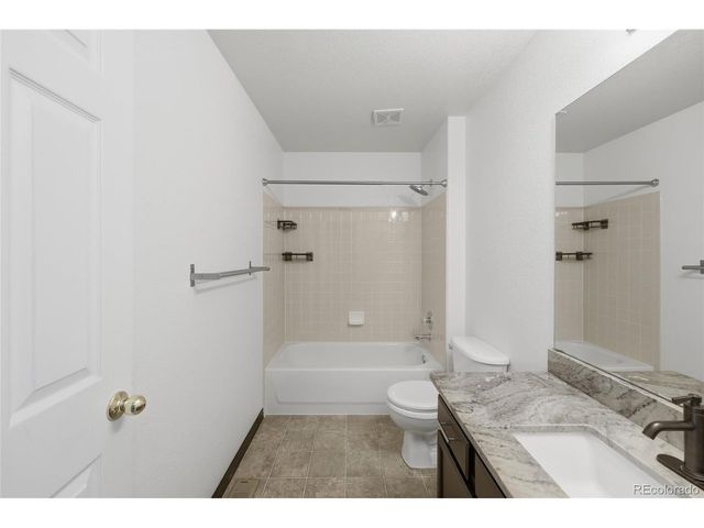 2498 S Scranton Way, Aurora, CO 80014