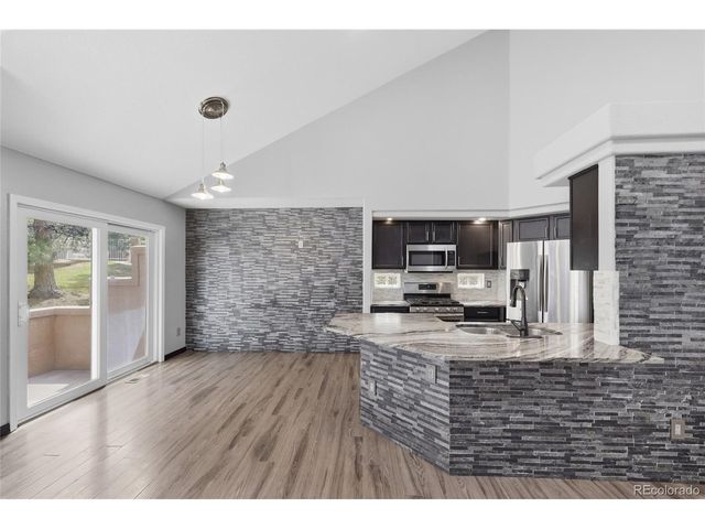 2498 S Scranton Way, Aurora, CO 80014
