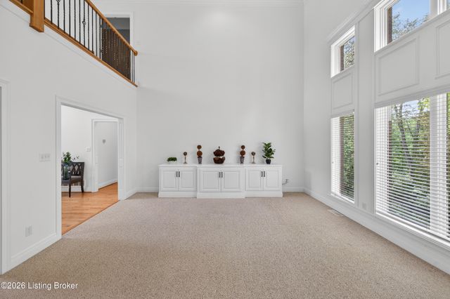 12307 Ridgeview Dr, Goshen, KY 40026