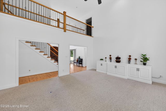 12307 Ridgeview Dr, Goshen, KY 40026
