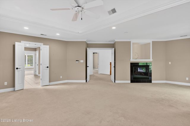 12307 Ridgeview Dr, Goshen, KY 40026