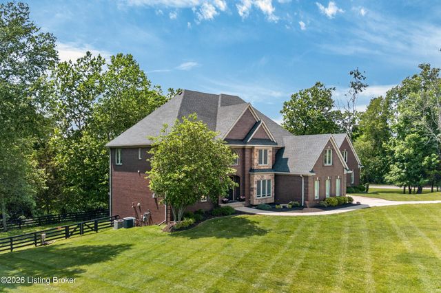 12307 Ridgeview Dr, Goshen, KY 40026