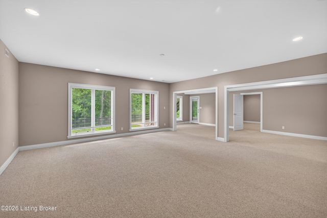 12307 Ridgeview Dr, Goshen, KY 40026