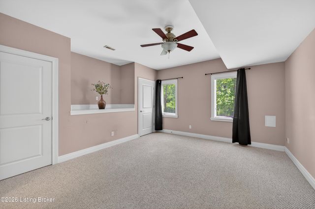 12307 Ridgeview Dr, Goshen, KY 40026