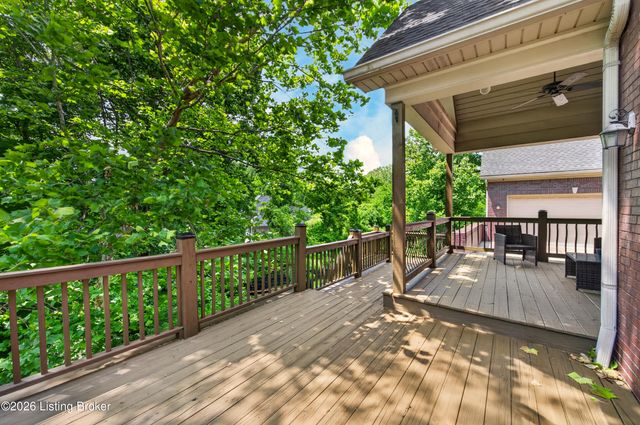 12307 Ridgeview Dr, Goshen, KY 40026