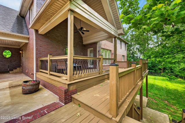 12307 Ridgeview Dr, Goshen, KY 40026