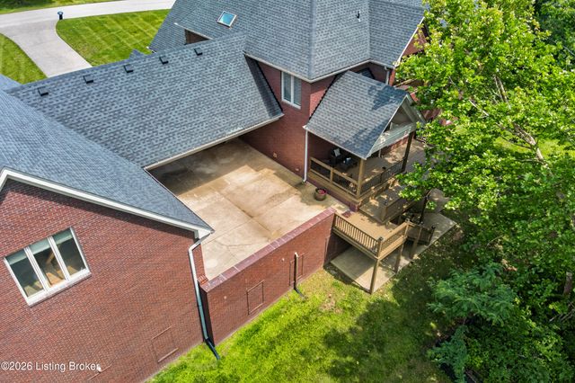 12307 Ridgeview Dr, Goshen, KY 40026