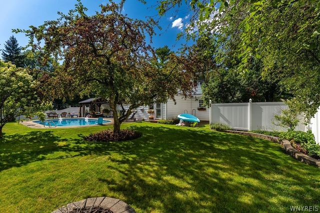 5293 Ashwood Court, Clarence, NY 14031