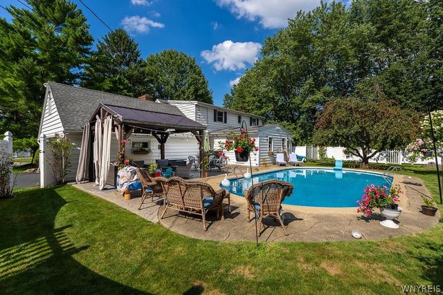 5293 Ashwood Court, Clarence, NY 14031