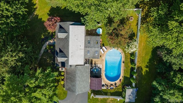 5293 Ashwood Court, Clarence, NY 14031