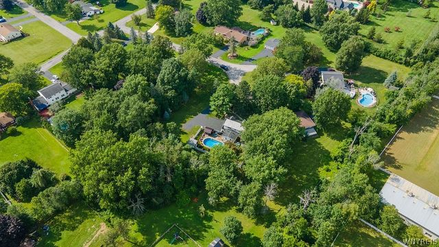 5293 Ashwood Court, Clarence, NY 14031