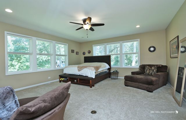39226 N Rangers Way, Antioch, IL 60002