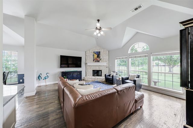 10302 Broadmoor Lane, Rowlett, TX 75089