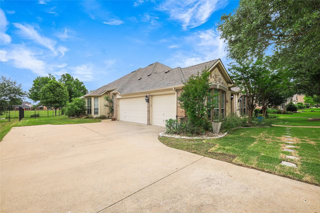 10302 Broadmoor Lane, Rowlett, TX 75089