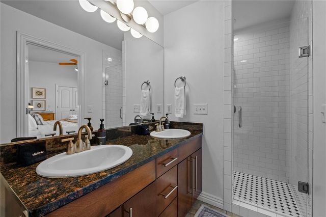 275 Noble Lane, Fayetteville, AR 72703