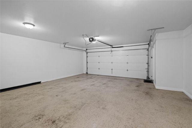 275 Noble Lane, Fayetteville, AR 72703