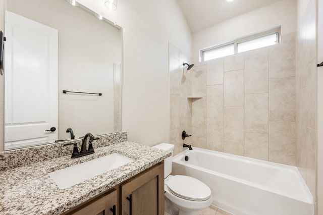 805 Delray Court, Midlothian, TX 76065