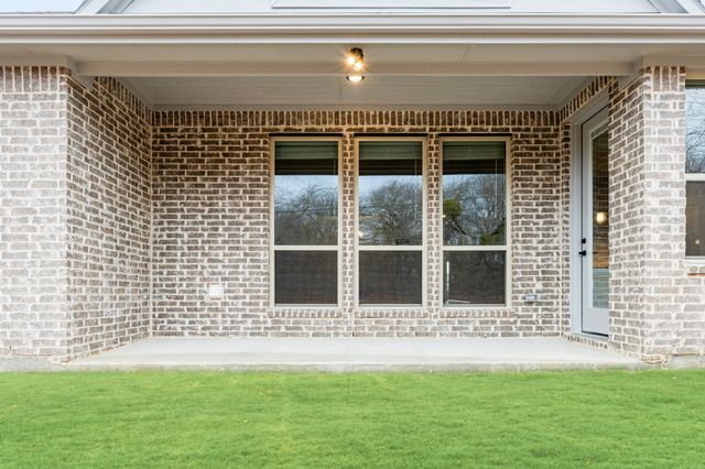 805 Delray Court, Midlothian, TX 76065