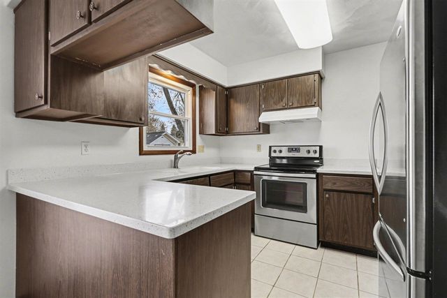 1043 Rose Street, Marshall, MI 49068