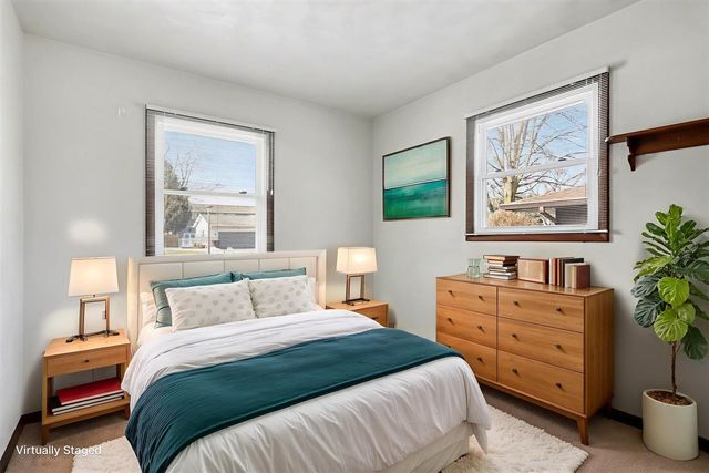 1043 Rose Street, Marshall, MI 49068