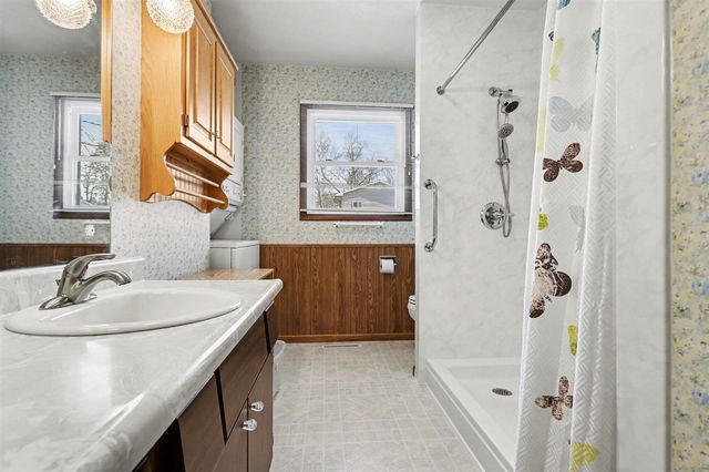 1043 Rose Street, Marshall, MI 49068