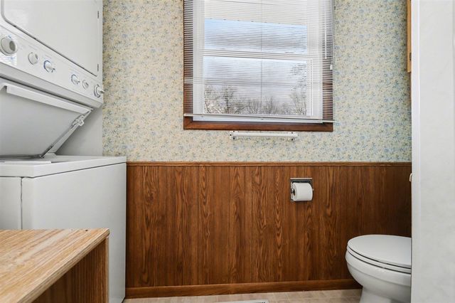 1043 Rose Street, Marshall, MI 49068