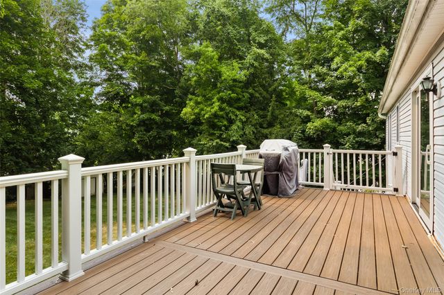 20 Barger Street, Cortlandt Manor, NY 10567
