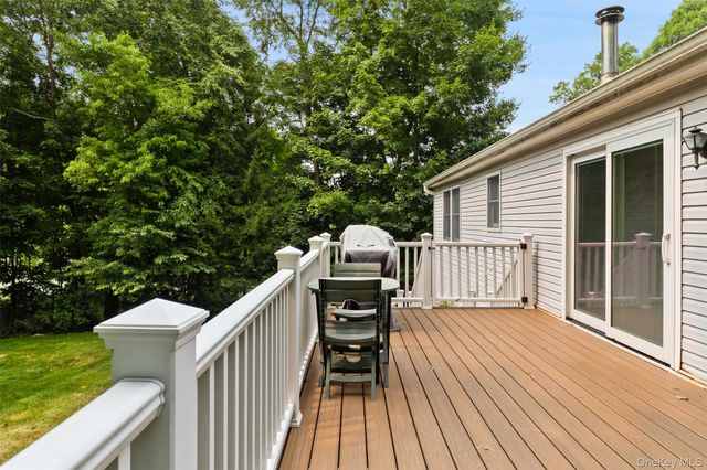 20 Barger Street, Cortlandt Manor, NY 10567