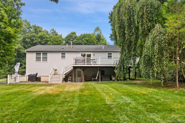 20 Barger Street, Cortlandt Manor, NY 10567