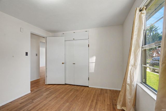 1139 E Colfax Avenue, South Bend, IN 46617