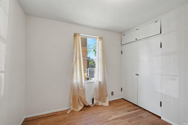 1139 E Colfax Avenue, South Bend, IN 46617