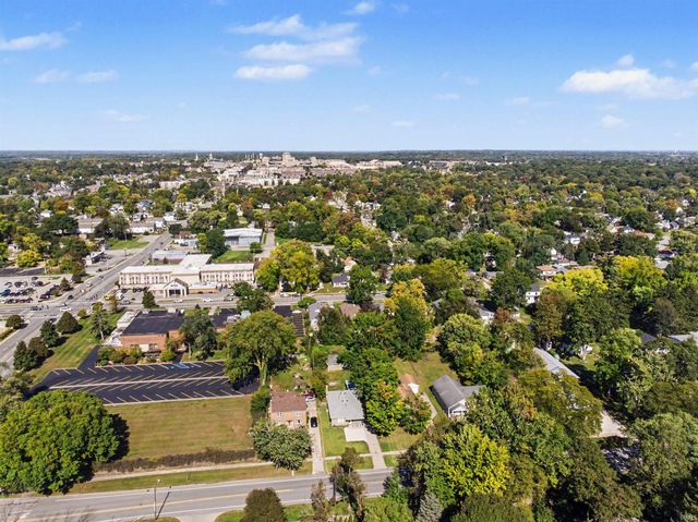 1139 E Colfax Avenue, South Bend, IN 46617