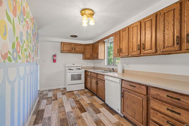 1139 E Colfax Avenue, South Bend, IN 46617