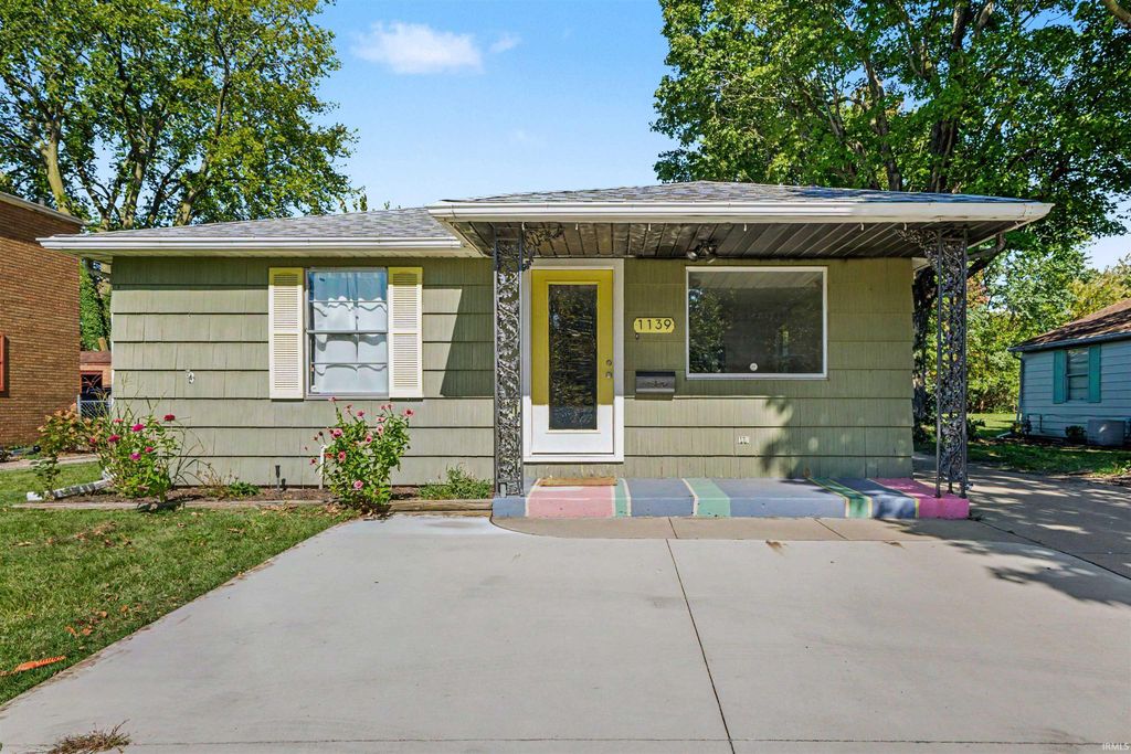 1139 E Colfax Avenue, South Bend, IN 46617