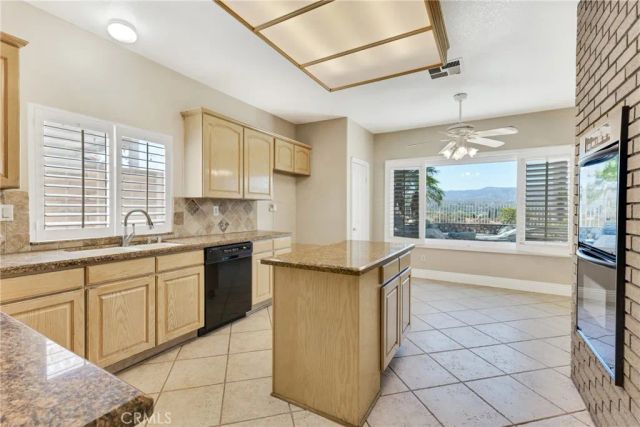 22244 Circle J Ranch Road, Saugus, CA 91350