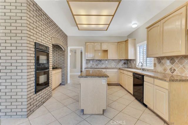 22244 Circle J Ranch Road, Saugus, CA 91350