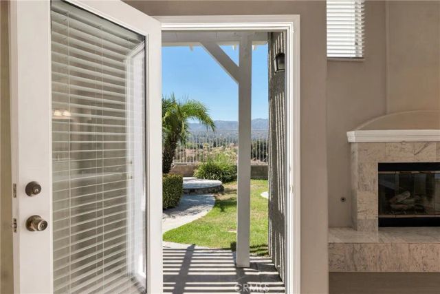 22244 Circle J Ranch Road, Saugus, CA 91350
