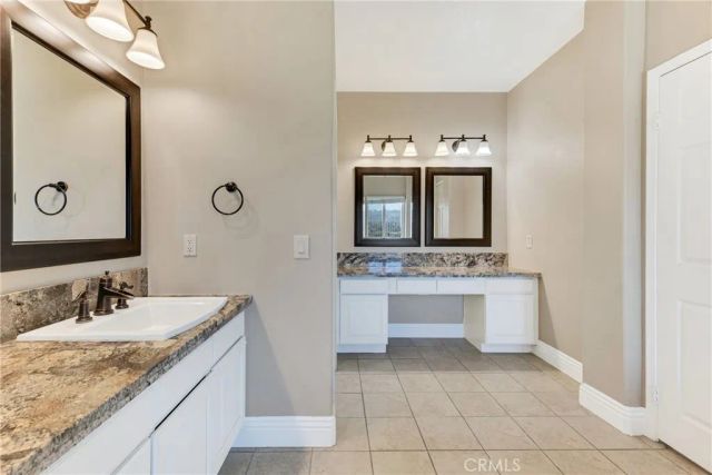 22244 Circle J Ranch Road, Saugus, CA 91350