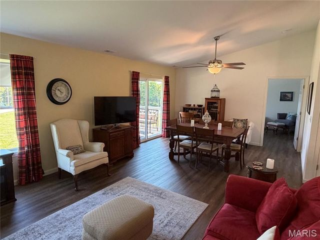 1053 Hawk Ridge Drive, Union, MO 63084