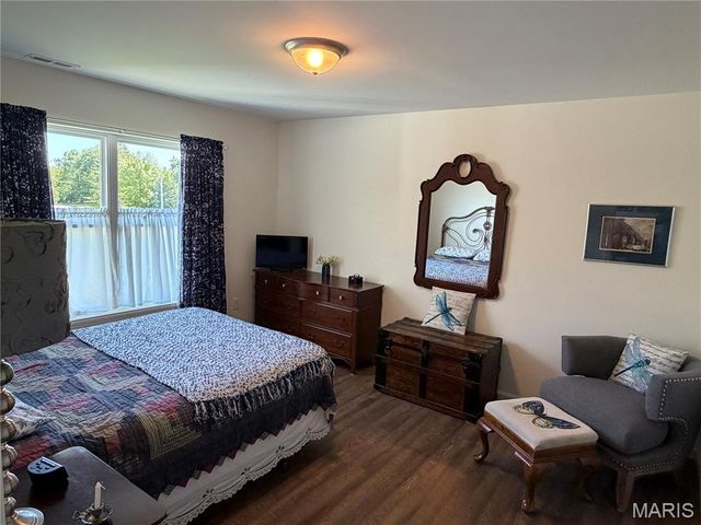 1053 Hawk Ridge Drive, Union, MO 63084