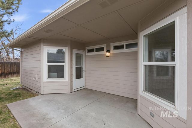 3076 N Penny Royal Place, Boise, ID 83713