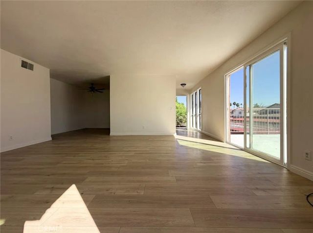 2493 W Acacia Avenue, Hemet, CA 92545