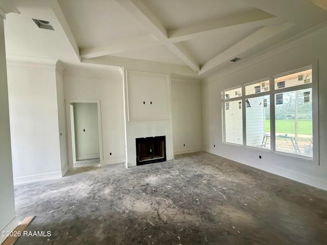 107 Cliffside Drive, Youngsville, LA 70592