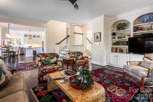 38 Pine Acre Boulevard, Asheville, NC 28804