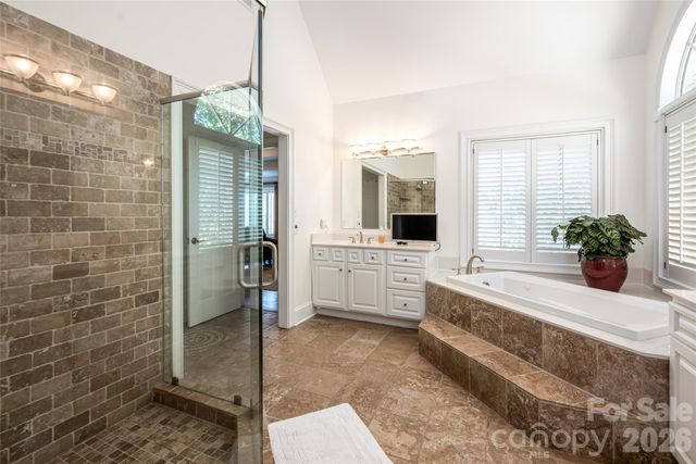 38 Pine Acre Boulevard, Asheville, NC 28804
