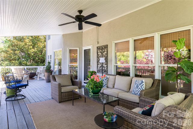 38 Pine Acre Boulevard, Asheville, NC 28804