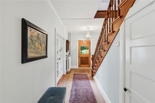 52 Berkeley Avenue, Newport, RI 02840