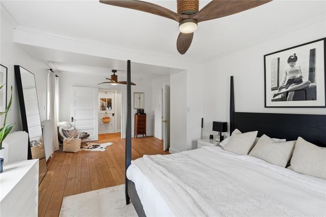 52 Berkeley Avenue, Newport, RI 02840