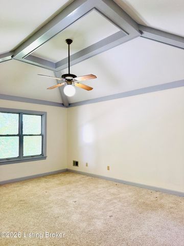 703 Foxgate Rd, Louisville, KY 40223