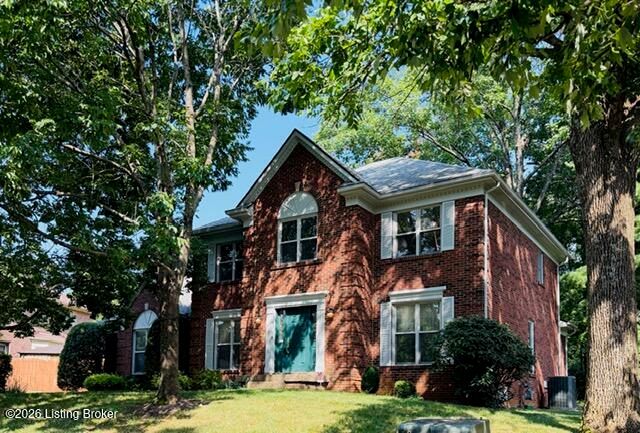 703 Foxgate Rd, Louisville, KY 40223